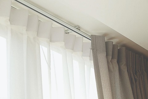 rieles para cortinas