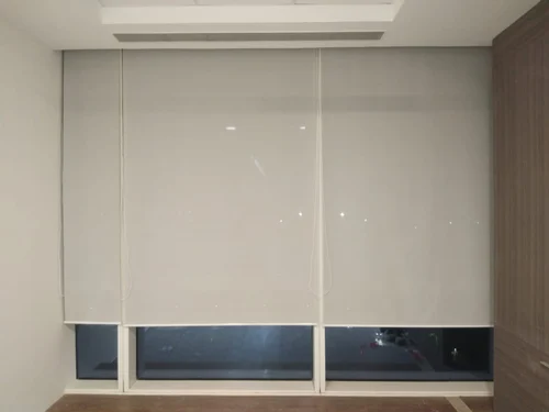 Cuánto cuesta la limpieza de cortinas roller a domicilio