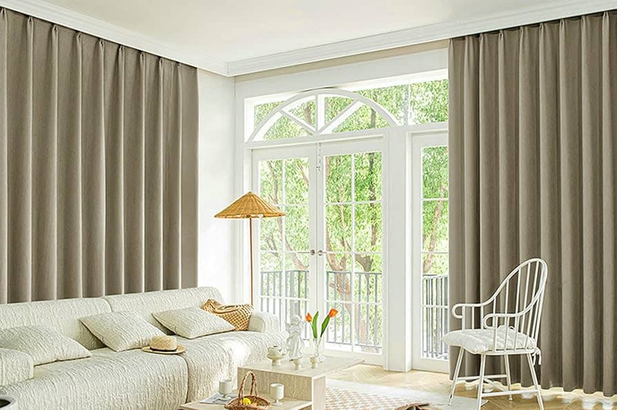 Factores que Influyen en el Precio de la Limpieza de Cortinas